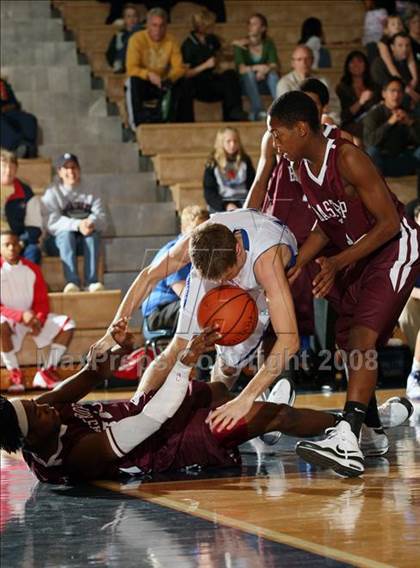 Thumbnail 1 in Georgetown vs. Bastrop (Georgetown Jack Frost Invitational) photogallery.