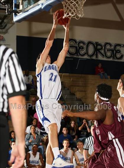 Thumbnail 3 in Georgetown vs. Bastrop (Georgetown Jack Frost Invitational) photogallery.