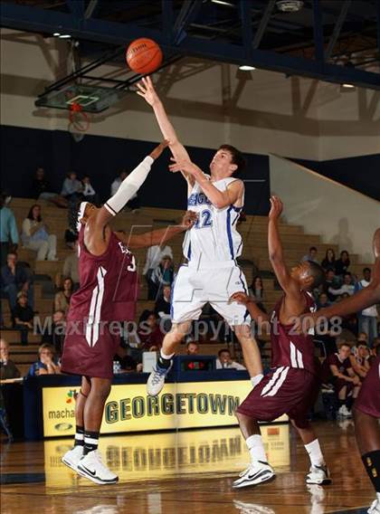 Thumbnail 2 in Georgetown vs. Bastrop (Georgetown Jack Frost Invitational) photogallery.