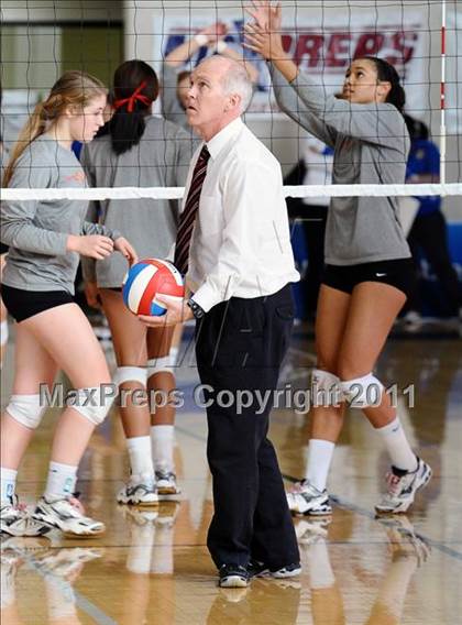 Thumbnail 3 in Albany vs. Cathedral Catholic (CIF State D3 Final) photogallery.