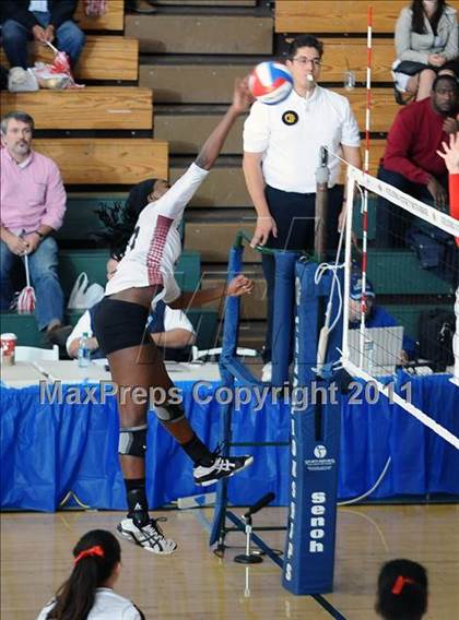 Thumbnail 1 in Albany vs. Cathedral Catholic (CIF State D3 Final) photogallery.