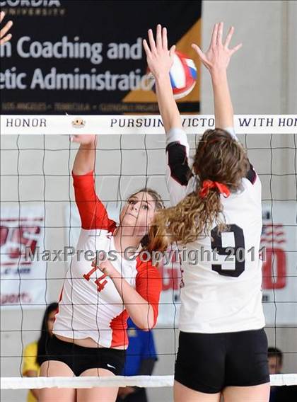 Thumbnail 2 in Albany vs. Cathedral Catholic (CIF State D3 Final) photogallery.