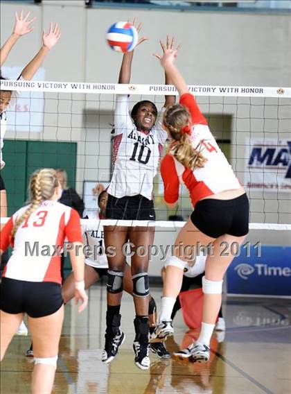 Thumbnail 1 in Albany vs. Cathedral Catholic (CIF State D3 Final) photogallery.