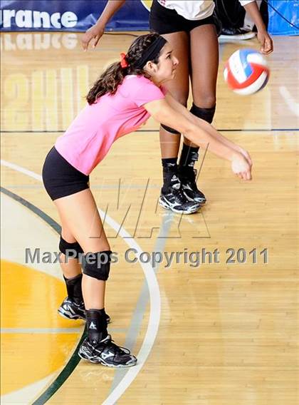 Thumbnail 2 in Albany vs. Cathedral Catholic (CIF State D3 Final) photogallery.