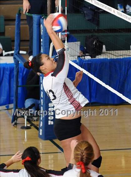 Thumbnail 3 in Albany vs. Cathedral Catholic (CIF State D3 Final) photogallery.