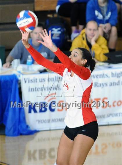 Thumbnail 1 in Albany vs. Cathedral Catholic (CIF State D3 Final) photogallery.