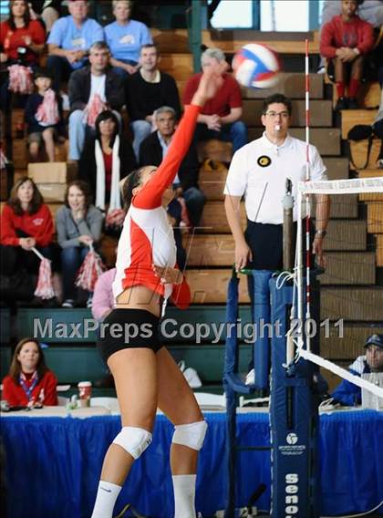 Thumbnail 1 in Albany vs. Cathedral Catholic (CIF State D3 Final) photogallery.