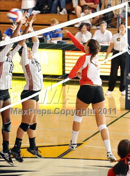 Thumbnail 1 in Albany vs. Cathedral Catholic (CIF State D3 Final) photogallery.