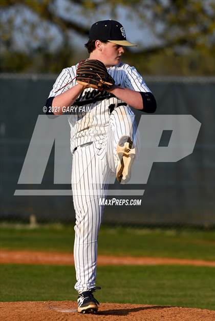 Thumbnail 3 in McCallie @ Soddy Daisy photogallery.