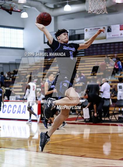 Thumbnail 1 in Etiwanda vs Desert Pines (SoCal Vegas Showdown) photogallery.