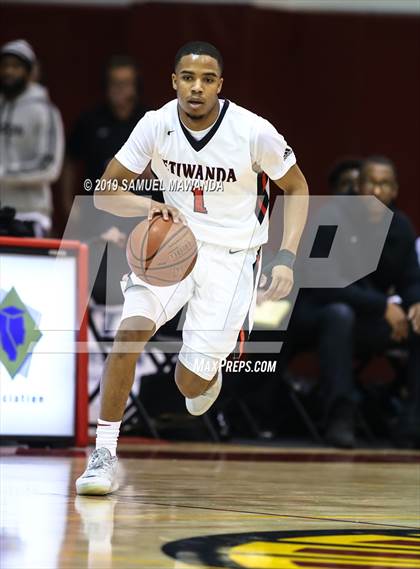 Thumbnail 1 in Etiwanda vs Desert Pines (SoCal Vegas Showdown) photogallery.