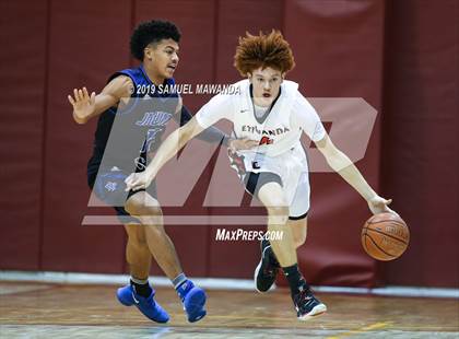 Thumbnail 3 in Etiwanda vs Desert Pines (SoCal Vegas Showdown) photogallery.
