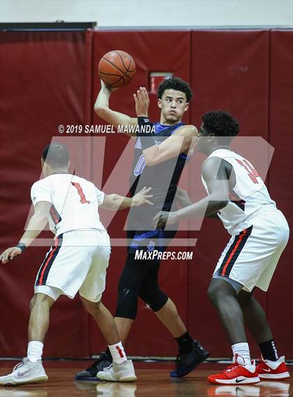 Thumbnail 3 in Etiwanda vs Desert Pines (SoCal Vegas Showdown) photogallery.