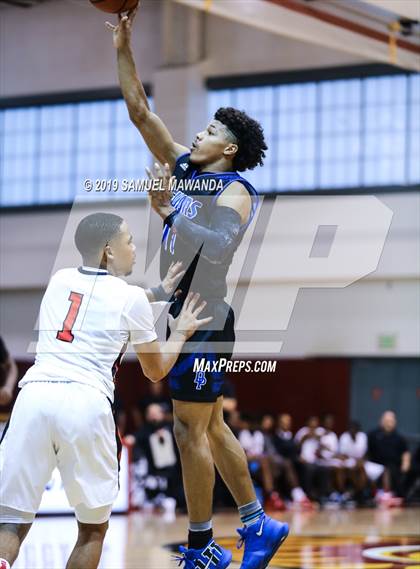Thumbnail 1 in Etiwanda vs Desert Pines (SoCal Vegas Showdown) photogallery.