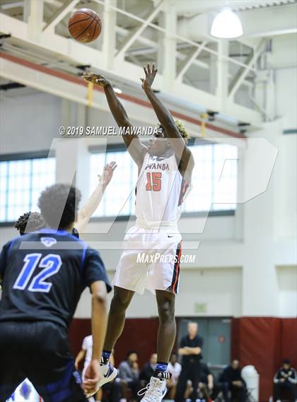 Thumbnail 3 in Etiwanda vs Desert Pines (SoCal Vegas Showdown) photogallery.