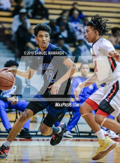 Thumbnail 3 in Etiwanda vs Desert Pines (SoCal Vegas Showdown) photogallery.
