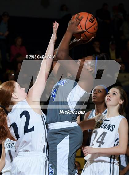 Thumbnail 1 in Red Bank @ Soddy Daisy photogallery.