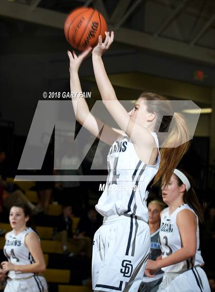 Thumbnail 3 in Red Bank @ Soddy Daisy photogallery.
