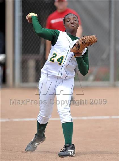 Thumbnail 1 in Cajon vs. Murrieta Valley (Michelle Carew Classic) photogallery.