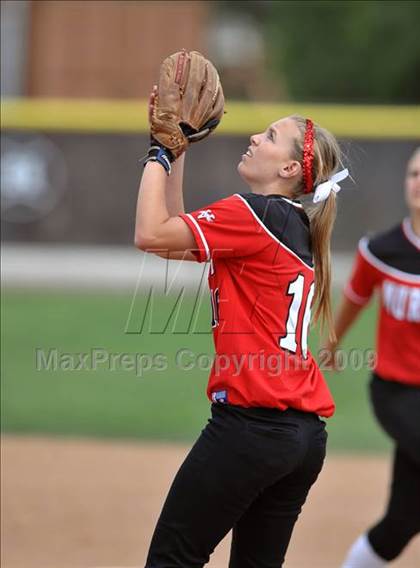 Thumbnail 2 in Cajon vs. Murrieta Valley (Michelle Carew Classic) photogallery.
