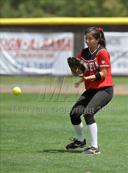 Thumbnail 3 in Cajon vs. Murrieta Valley (Michelle Carew Classic) photogallery.