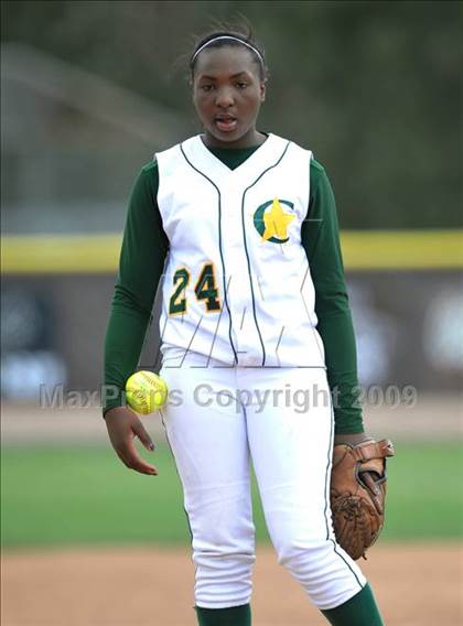 Thumbnail 1 in Cajon vs. Murrieta Valley (Michelle Carew Classic) photogallery.