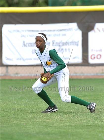 Thumbnail 3 in Cajon vs. Murrieta Valley (Michelle Carew Classic) photogallery.