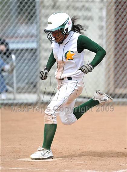 Thumbnail 2 in Cajon vs. Murrieta Valley (Michelle Carew Classic) photogallery.