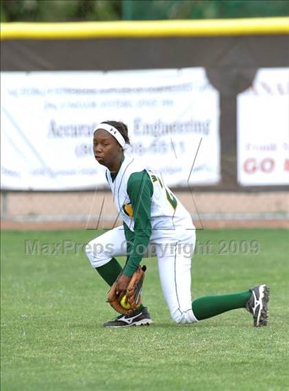 Thumbnail 2 in Cajon vs. Murrieta Valley (Michelle Carew Classic) photogallery.