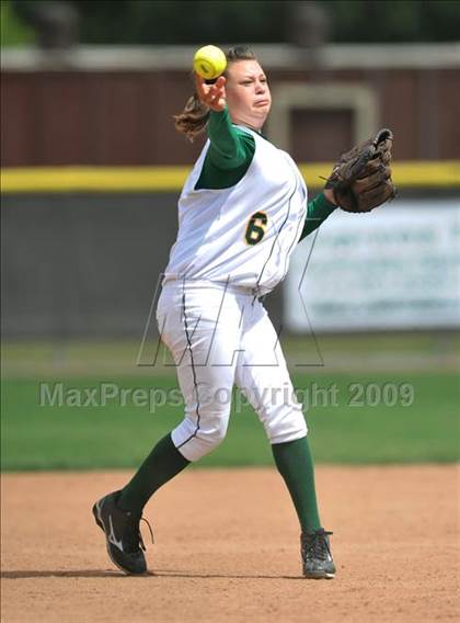 Thumbnail 1 in Cajon vs. Murrieta Valley (Michelle Carew Classic) photogallery.