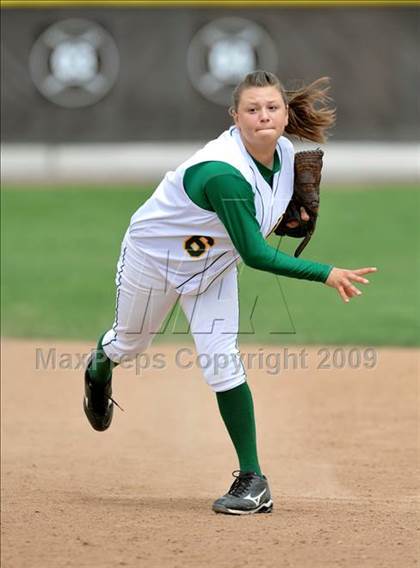 Thumbnail 2 in Cajon vs. Murrieta Valley (Michelle Carew Classic) photogallery.