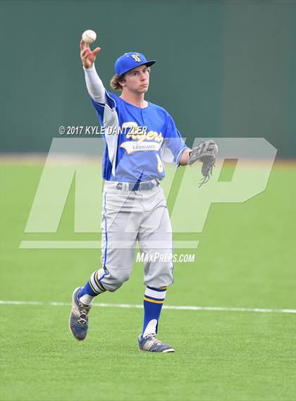 Thumbnail 2 in Leonard vs Sam Rayburn (Anna Tournament) photogallery.
