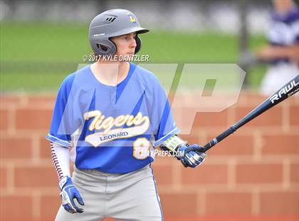 Thumbnail 3 in Leonard vs Sam Rayburn (Anna Tournament) photogallery.