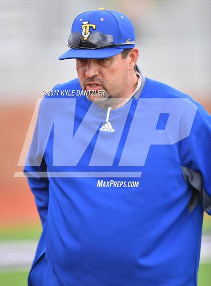 Thumbnail 2 in Leonard vs Sam Rayburn (Anna Tournament) photogallery.