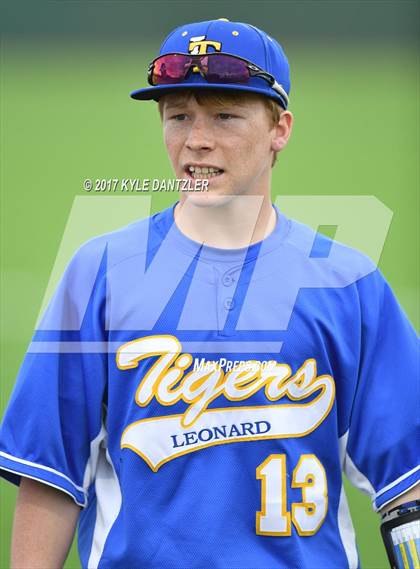 Thumbnail 3 in Leonard vs Sam Rayburn (Anna Tournament) photogallery.