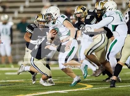 Thumbnail 3 in Wakefield vs Westfield (VHSL Region D Quarterfinal)  photogallery.