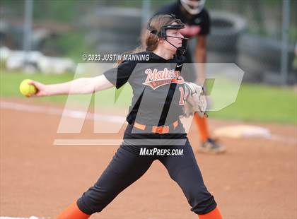 Thumbnail 3 in Malvern @ Bauxite photogallery.