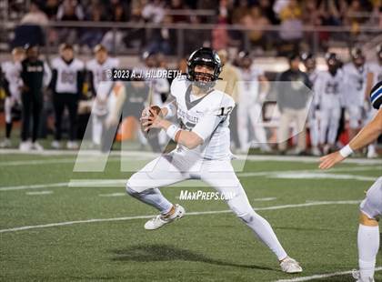 Thumbnail 3 in Gardner-Edgerton vs. Blue Valley (KSHSAA 6A Sub-State) photogallery.