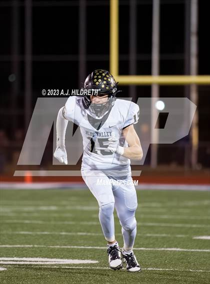 Thumbnail 3 in Gardner-Edgerton vs. Blue Valley (KSHSAA 6A Sub-State) photogallery.