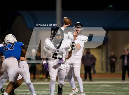 Thumbnail 3 in Gardner-Edgerton vs. Blue Valley (KSHSAA 6A Sub-State) photogallery.