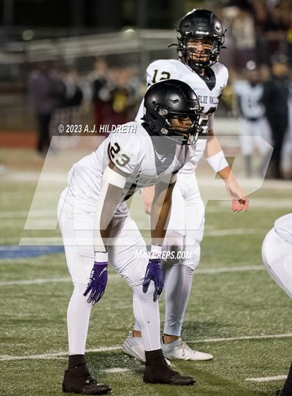 Thumbnail 3 in Gardner-Edgerton vs. Blue Valley (KSHSAA 6A Sub-State) photogallery.
