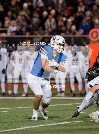 Thumbnail 3 in Gardner-Edgerton vs. Blue Valley (KSHSAA 6A Sub-State) photogallery.