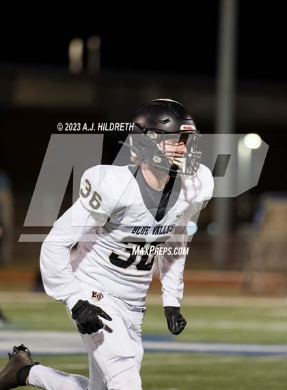 Thumbnail 3 in Gardner-Edgerton vs. Blue Valley (KSHSAA 6A Sub-State) photogallery.