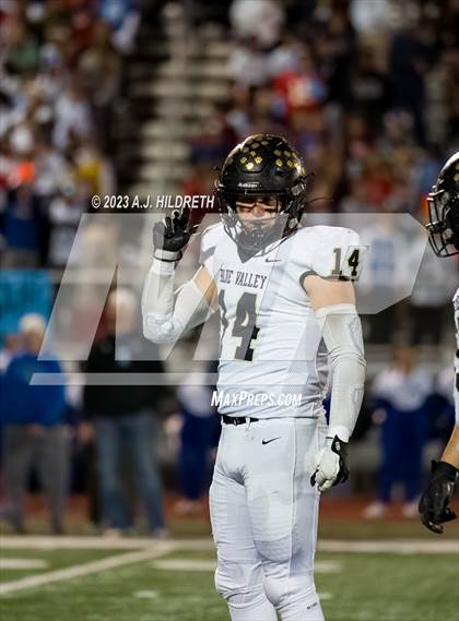 Thumbnail 1 in Gardner-Edgerton vs. Blue Valley (KSHSAA 6A Sub-State) photogallery.