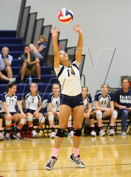 Thumbnail 1 in Aquinas vs. Blue Springs photogallery.