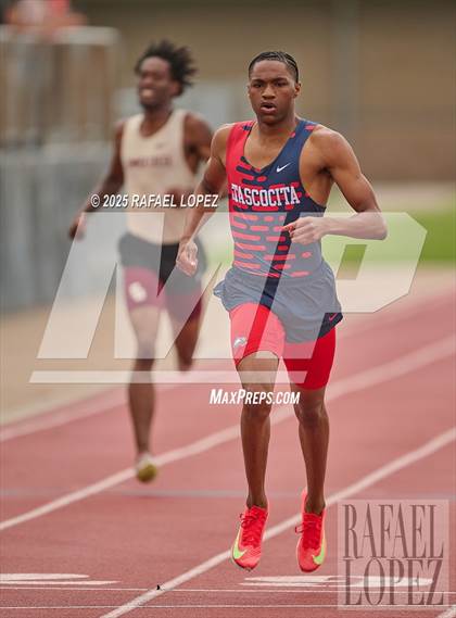 Thumbnail 1 in UIL 6A Track & Field District Prelims (400M) photogallery.