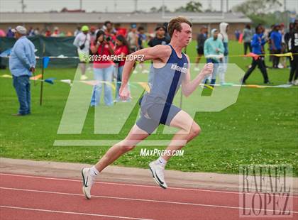 Thumbnail 3 in UIL 6A Track & Field District Prelims (400M) photogallery.