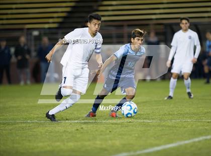 Thumbnail 2 in Bellarmine College Prep vs. Branham (CIF CCS Open Division Final) photogallery.