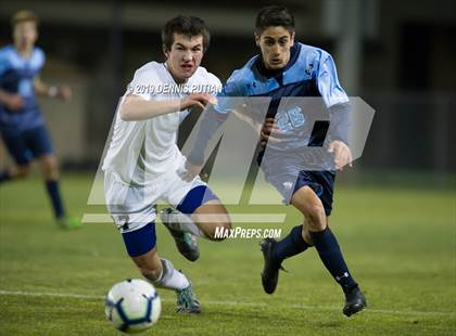Thumbnail 3 in Bellarmine College Prep vs. Branham (CIF CCS Open Division Final) photogallery.