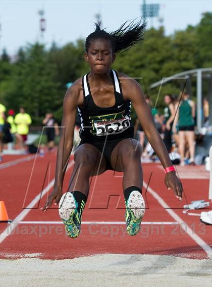 Thumbnail 3 in Stanford Invitational Long Jump photogallery.